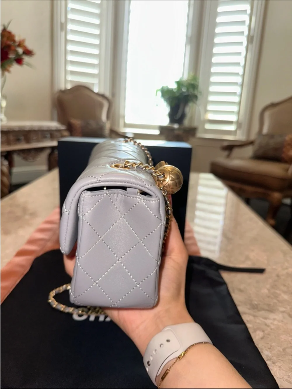 Pearl crush mini lambskin Leather Flap Bag in Light Gray with Gold Hardware - Picture 6 of 8